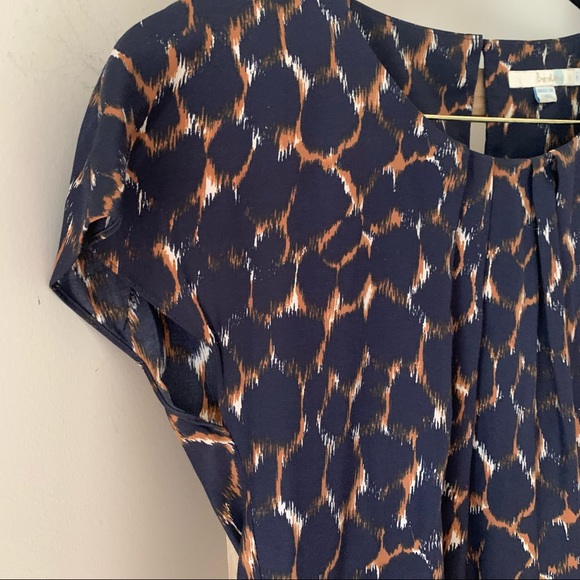 Boden Ravello Silk Blend Animal Print Short Sleeve Blouse Size 2 - Picture 4 of 10